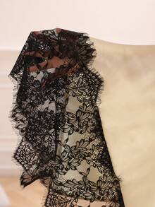 Slumberist 性感蕾丝边V领系腰仿丝女士睡衣套装 - 香檳色 - 查看 9