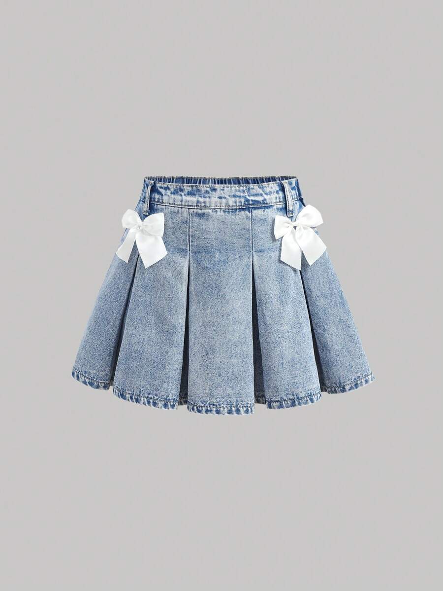 SHEIN Girlism Tween Girl Fashion Homecoming Streetwear Mix And Match Versatile Design Y2k Vintage Cool Street Light And Charming Pink Bow Decoration Adorns Blue Denim Pleated Half-Length Skirt For Dailywear And Spring To Summer Rave Festival And Streetwear - Blue - View 1