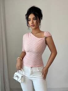 Elenzga 女士浪漫度假风不对称领露肩修身荷叶边短袖上衣，T恤，春夏款 - 粉色 - 查看 4