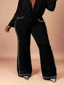 CurvyTilda Plus Size Fashion Commuter Rivet Decorated Denim Jeans, For Hourglow & Hourglass Body Shape