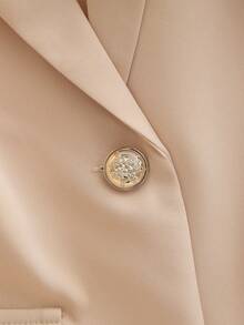 GlowEve Bộ vest nữ màu trơn thanh lịch, tay ngắn và chân váy xếp ly, thích hợp cho mùa xuân/hè. - Màu be - Xem 3