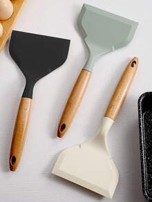 1Pc Silicone Wide Spatula Turner With Wooden Handle, Non-Stick Pancake, Fish, Egg, Cookie, Omelette Shovel, Flexible For Non-Stick Cookware (Black) - Multicolor - View 4