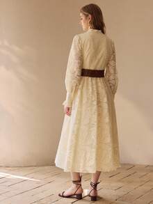 MOTF PREMIUM ĐẦM NỮ VIỀN XẾP NẾP CÓ THẮT LƯNG - Màu be - Xem 3