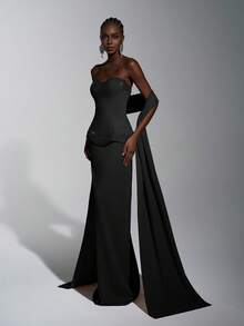 Elegant & Luxurious Women's Formal Evening Gown (Heavily Embellished) - Black - View 5