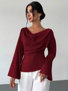 Firerie Áo sơ mi công sở màu mơ, cổ thuyền, tay loe, eo xếp ly, tối giản, thanh lịch, chất liệu satin, cổ áo bất đối xứng, tay chuông, thích hợp mặc đi làm hàng ngày. - Màu Đỏ Sâu - Xem 2