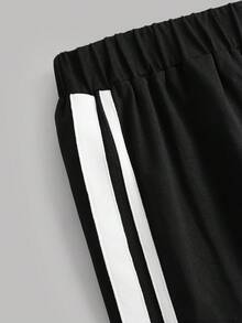 SHEIN 2件套少女休闲黑白撞色落肩针织圆领宽松T恤+阔腿裤校服/运动服 - 黑與白 - 查看 6