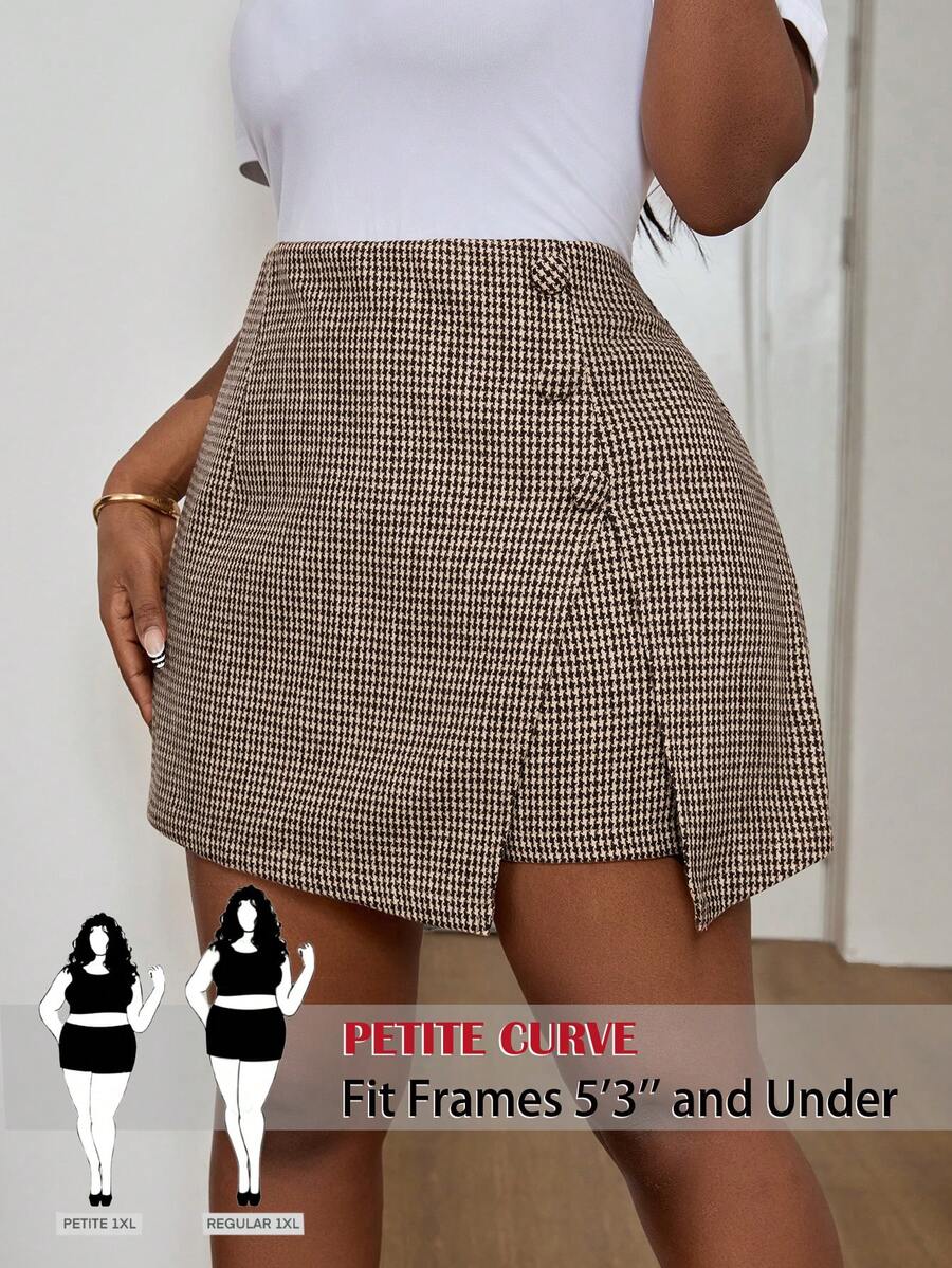 SHEIN Tall CURVE 大码夏季休闲纽扣装饰印花开衩短裙 - 卡其色 - 查看 1