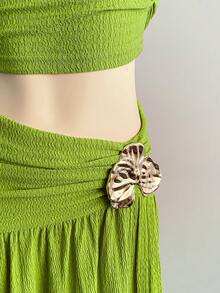 Soleia 2pcs Women's Green Textured Knit Crop Top With Metallic Flower Accent & Low Waist Maxi Skirt Set, Suitable For Vacation, Beach, Date, Music Festival, Boho Style - Green - View 5