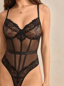 Charlaine 黑色蕾丝透视性感露背连体衣，舒适百搭，适合日常、办公、休闲穿着。 - 黑色 - 查看 1