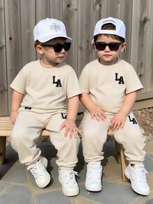 SHEIN 2pcs/Set Young Boys Casual Comfortable Versatile Printed Short Sleeve T-Shirt And Long Pants Set - Khaki - View 2