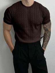 Manfinity Homme Heren T-shirt met ronde hals, korte mouwen en kabelgebreide afwerking in effen kleur.