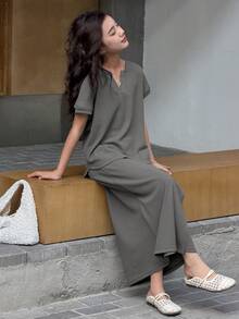 DAZY 2pcs/Set Tween Girls V-Neck T-Shirt And A-Line Textured Skirt Casual Outfit, Fall - Dark Grey - View 1