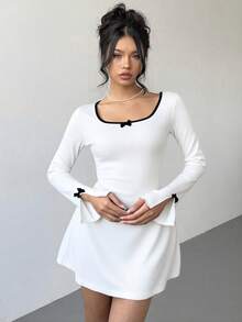 Aloruh 女士优雅撞色领结装饰开衩喇叭袖收腰迷你连衣裙，适合春秋季通勤 - 白色 - 查看 6