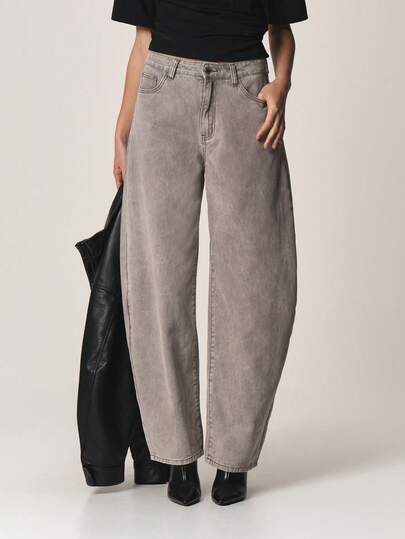 MISSGUIDED Quần jeans nữ ống rộng cạp cao dáng suông, chất liệu denim wash vintage, kiểu dáng thường ngày, là món đồ không thể thiếu trong tủ đồ mùa thu đông.