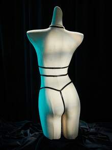 SpicyHot 2pcs Women's Sexy Lingerie Set (Wireless, Thong) - Black - View 2