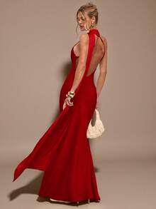 SHEIN BAE 杏色性感极简缎面不对称单肩镂空露背系带连衣裙，适合派对、鸡尾酒会、正式场合、伴娘、生日、秋冬季等场合。 - 紅色 - 查看 2