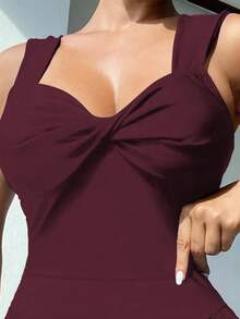 SHEIN Swim 1 bộ đồ bơi liền thân màu xanh hải quân trơn, kiểu dáng đi biển, thắt nút xoắn ở ngực, viền bèo nhún dành cho nữ. - Màu Đỏ Sâu - Xem 3