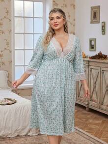 CottageSlumber Camisón de talla grande con estampado floral fresco, cuello en V y parches de encaje - Verde - Ver 3