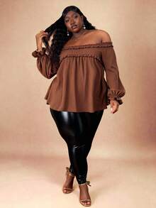 CurvyTilda 大码女式褶边圆领长袖休闲棕色衬衫，百搭日常穿着