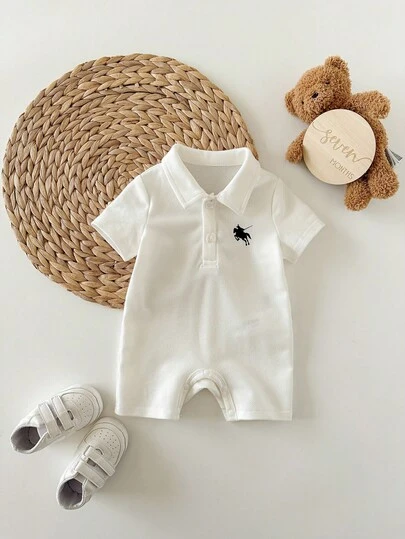 Newborn Baby Boy And Girl, Comfortable, Casual, Versatile, Schoolgirl Style, White Short-Sleeved Collared Romper With Pony Pattern And Sun Hat Set. Suitable For Spring And Summer, Both Indoors And Outdoors, For Everyday Wear, Sports, Play, Parties, Photoshoots, Vacations, And Holidays.