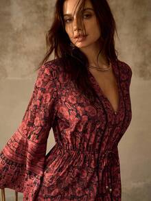 MOTF PREMIUM V-NECK FLORAL FLARE SLEEVE ROMANTIC LIGHTWEIGHT CHIFFON BOHO COVER UP - Multicolor - View 2