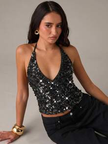 SHEIN BAE قميص كروب أنثوي بياقة عميقة على شكل V وخرز مثير