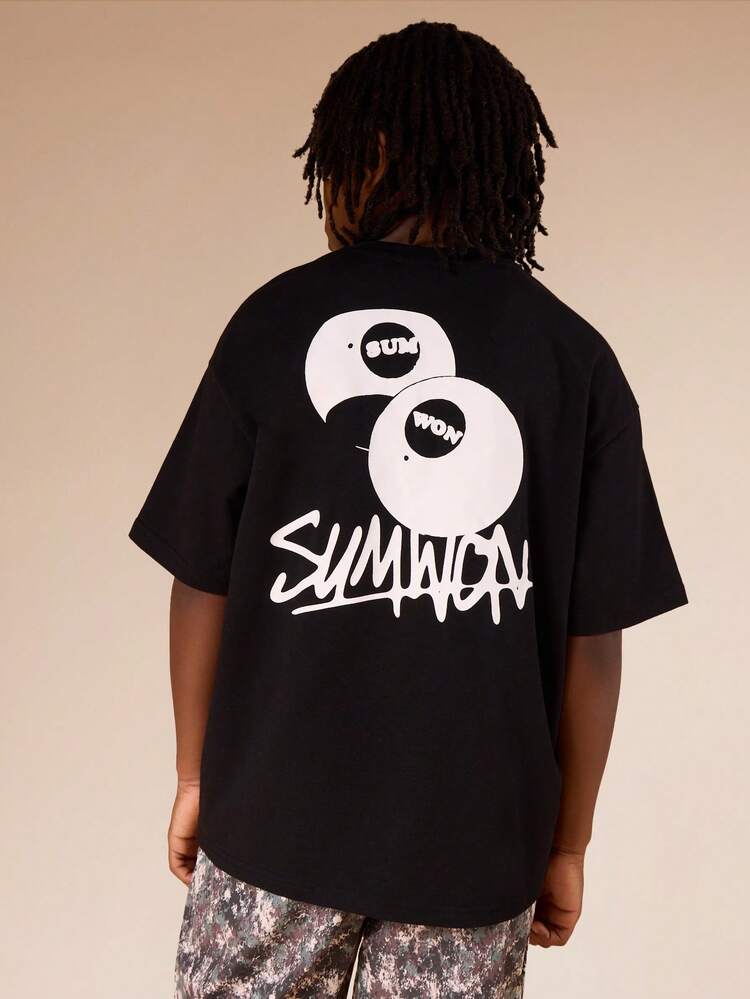 Graphic T-Shirt With Eye Ball Print