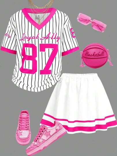 SHEIN Girlism 少女粉色英文数字印花休闲V领撞色短袖T恤+百褶裙两件套，适合夏季、返校季、假日亲子户外春季野餐、日常穿着。