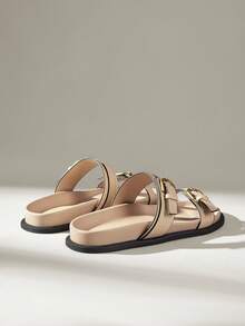 Solecia Sandal đế bằng có khóa cài, kiểu dáng đơn giản, đa năng, thích hợp cho nữ, thích hợp mang hàng ngày, mùa hè. - Màu be - Xem 4