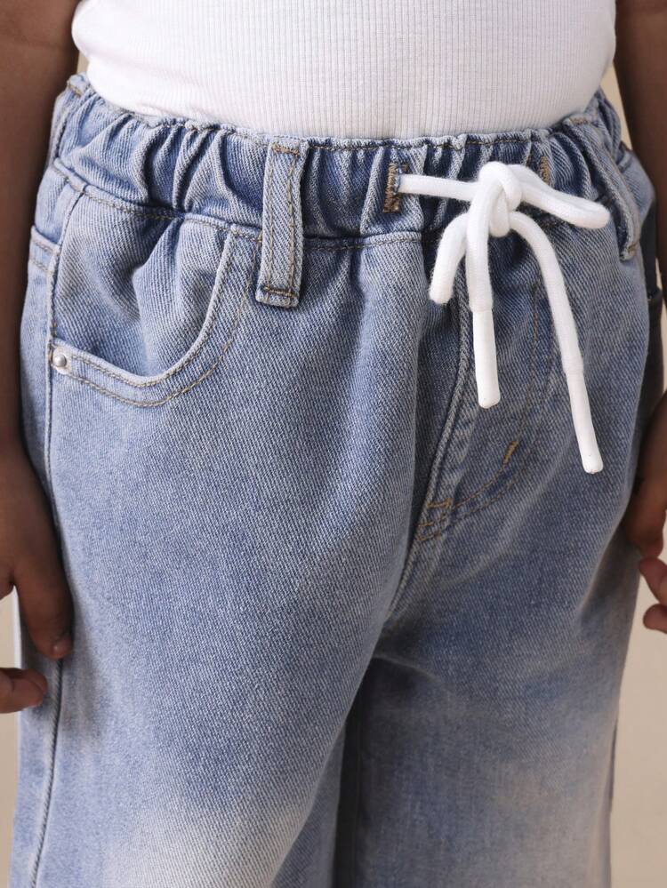 별 모양 패치가 달린 와이드 레그 진