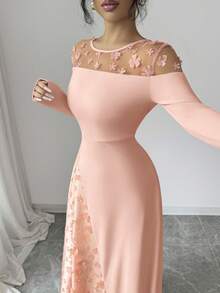 Modelyn Đầm dài tay cổ tròn, tay lỡ, lưng thun lưới dệt jacquard, xếp ly bất đối xứng dành cho nữ - Hồng - Xem 8