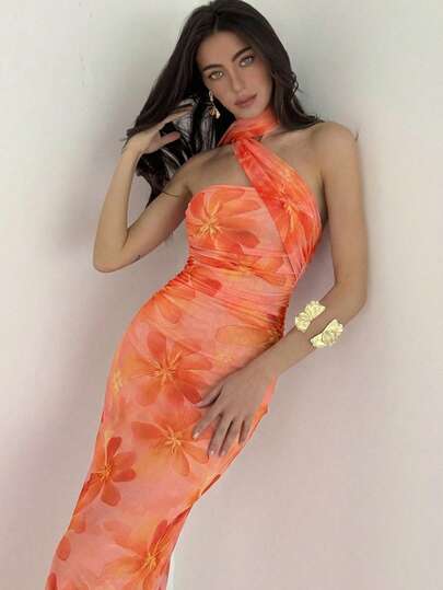 Aloruh Women's Printed Dress, Versatile Long Dress, Flowing Collar With A Gentle Style, Suitable For Wedding Guests, Beach Vacations, Nomadic Style, Music Festival Wear, Elegant Yellow Floral Print, Romantic Draped Collar, Ruffled Mesh Print, Fitted Strapless Long Dress.