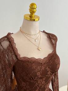 Elamini Vestido mini romántico con textura de encaje floral - Marrón - Ver 4