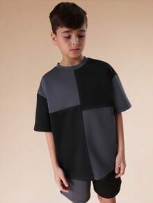 SUMWON Jungen Farbblock T-Shirt und Shorts Koordinations-Set mit geometrischem Muster, Rundhals-Kurzarm-Sommer-Lässig-Outfit, Tween Mode - Schwarz - Übersicht 3