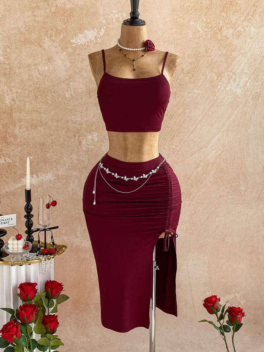 SHEIN WYWH 两件套女士酒红色纹理针织吊带背心和酒红色爱心印花抽绳开衩半身裙，度假套装 - 酒紅色 - 查看 1