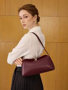 MOTF PREMIUM PU LEATHER KISS LOCK SHOULDER BAG