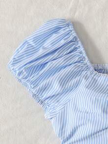 SHEIN 少女条纹荷叶边心形领插肩短袖可爱上衣 - 藍色 - 查看 2