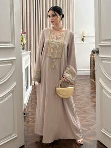 Women's Elegant Floral Embroidered Arabic Style Dress - Khaki - View 7
