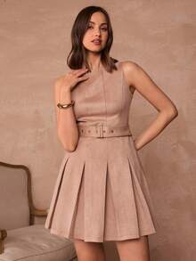 Enchnt 优雅纯色无袖褶裥下摆中长连衣裙 - 卡其色 - 查看 4