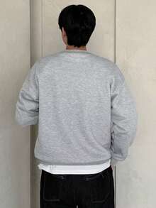 DAZY 男士灰色字母刺绣抓绒套头卫衣，秋冬款 - 灰色 - 查看 2