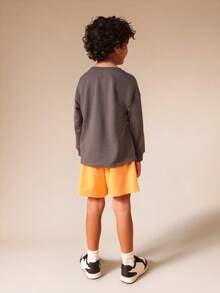 SUMWON 男童波点半色调印花卫衣和橙色短裤套装 长袖圆领休闲度假装 - 彩色 - 查看 2