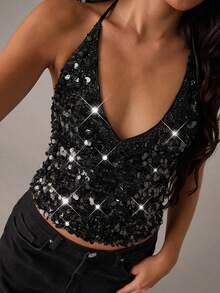 SHEIN BAE قميص كروب أنثوي بياقة عميقة على شكل V وخرز مثير