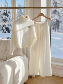 GlowEve CURVE Autumn/Winter New Stylish And Versatile Faux Fur Trim Floral Metal Button Loose Long Sleeve Sweater Paired With Elastic Waist Relaxed Straight Leg Knit Pants Women 2 Pieces Set