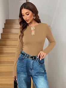 Easowa T-shirt a maniche lunghe con scollo a ciambella, decorazione in metallo color oro rosa, vestibilità slim, stile casual, rilassato ed elegante, vintage, adatto per le donne - Cachi - Visualizzare 3