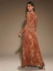 Hauture Roupas de Inverno para Mulheres, Vestido Elegante e Sexy de Ajuste Slim com Estampa Abstrata Marrom em Tela, com Fendas Altas e Mangas Longas, Vestido Longo, Vestido Longo. Para Noite de Encontro, Concertos, Apresentações, Casamento, Festas, Boates, Eventos, Vestido Formal - Multicolorido - Visão 3