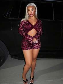 Slaydiva 2025 Autumn New Halloween Birthday Party Banquet College Style Student Daily Casual Cruise Travel Viral Streetwear Sexy Club V-Neck Long Sleeve Cutout Waist Frill Trim Brown Leopard Print Autumn Bodycon Jumpsuit For Women - Burgundy - View 5