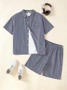 Casuvi Kids 2 Stücke/Set Lässiges gestreiftes Hemd & Shorts Outfit für Teenager (Jungen), mit locker sitzendem gestreiftem Hemd und weiten gestreiften Shorts, geeignet für Schule, Pendeln und Wochenendtreffen - Blau-Weiß - Übersicht 3