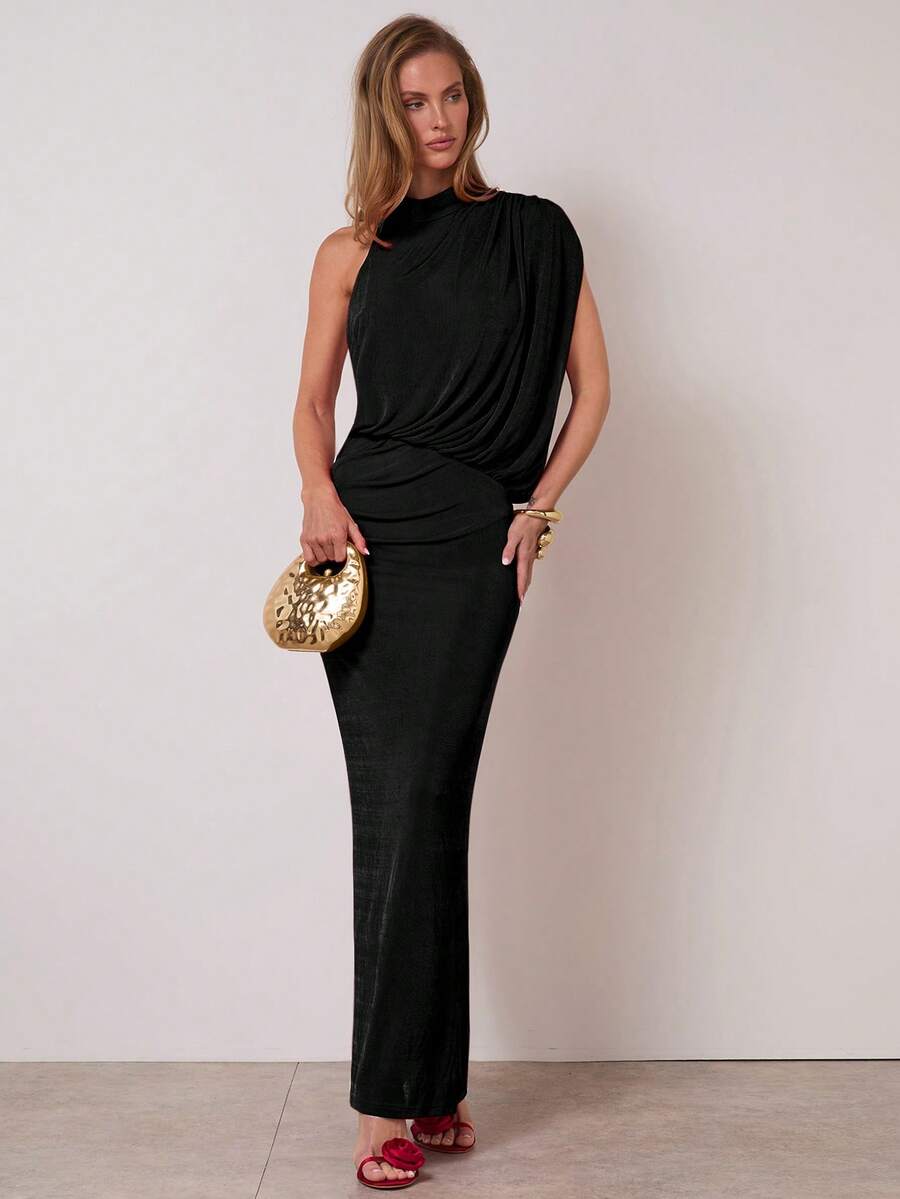 COSMINA Women's Solid Color Minimalist Dress, Everyday Wear,Valentine's Day,Party - Black - View 1