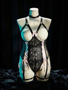 SpicyHot 两件套加大码性感黑色蕾丝午夜诱惑可调节缎带连体衣，配吊袜带和颈链，无罩杯内衣套装