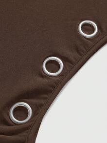 ROMWE Avant Áo thun nữ kiểu dáng cổ điển, vai lệch, eo thắt, tay loe, thêu lỗ, tay cánh dơi, phong cách thường ngày. - màu nâu - Xem 4